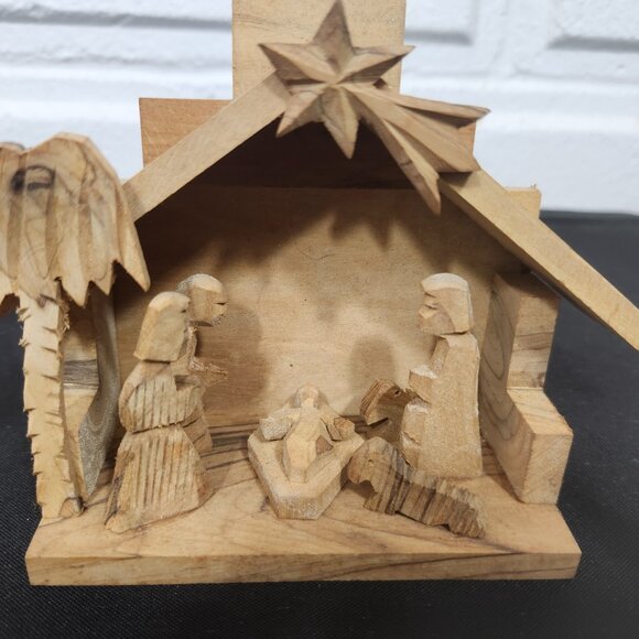 Vintage Holy Land Olive Wood Christmas Nativity Scene - Picture 4 of 9